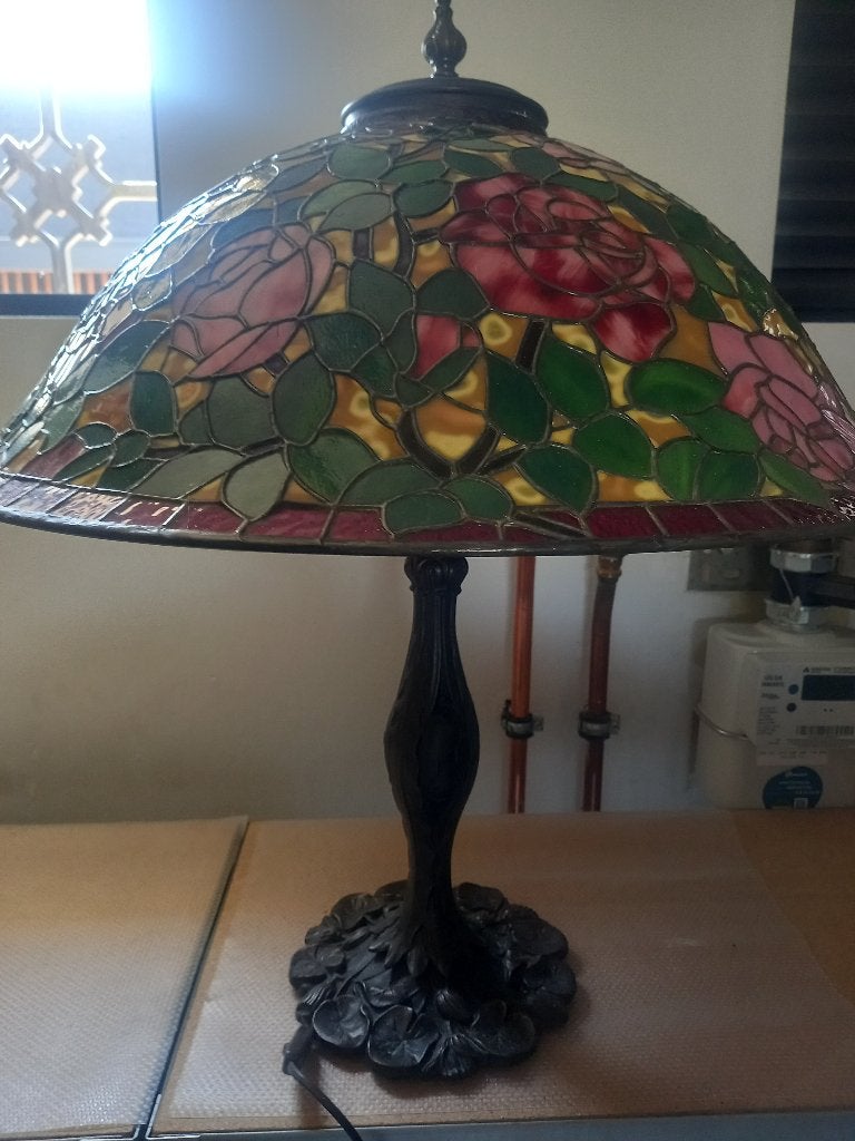 Tiffany lamp, Ophalen, 73 cm, Meerkleurig, Met schakelaar
