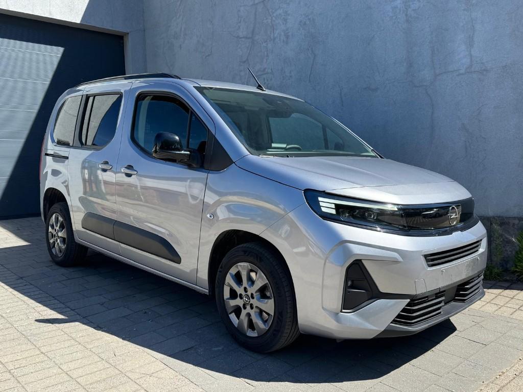 OPEL COMBO 1.5 DIESEL AUTOMAAT 5 ZITPLAATSEN 33000 KM, Automaat, Euro 6, 4 cilinders, Zilver of Grijs