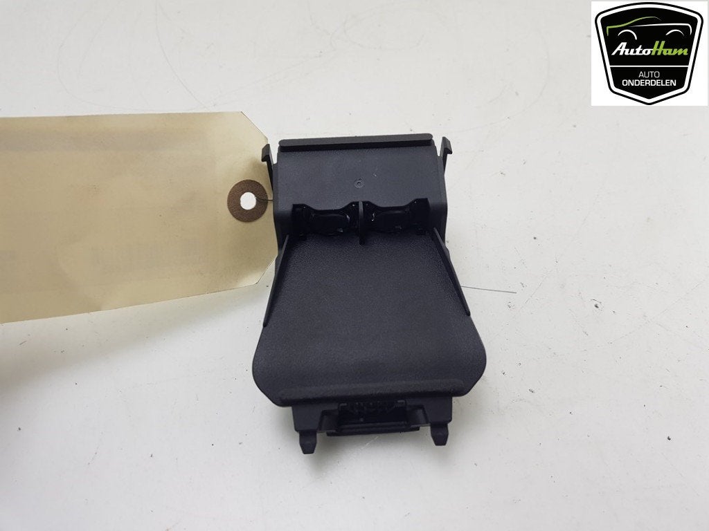 CAMERA VOOR Mazda 3 (BM / BN) (|GHP967XD0|), Hitdorfer Straße 73
51371  Leverkusen, DE, Gebruikt, Mazda, Info@mazda.de