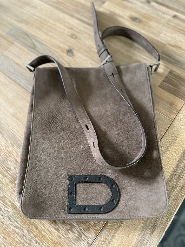 Delvaux Louise Baudrier nubuck mokka, Ophalen, Gebruikt, Bruin, Handtas