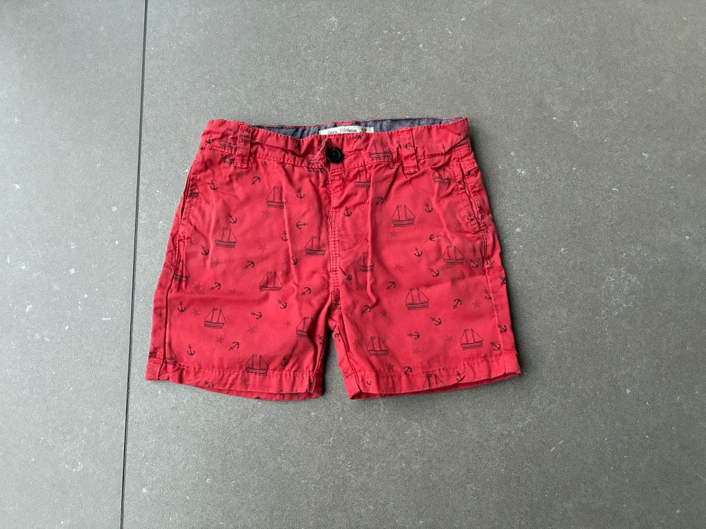 Rode Short van Zara (Maat 74 / 6-9 maand), Enfants & Bébés, Vêtements de bébé | Taille 74, Pantalon, Garçon, Enlèvement ou Envoi