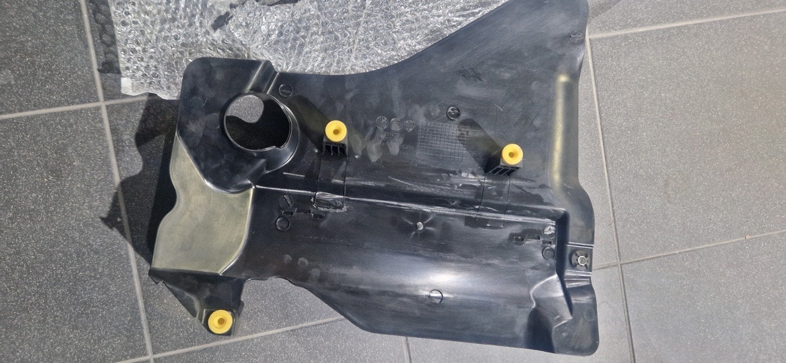 Cache moteur original PSA