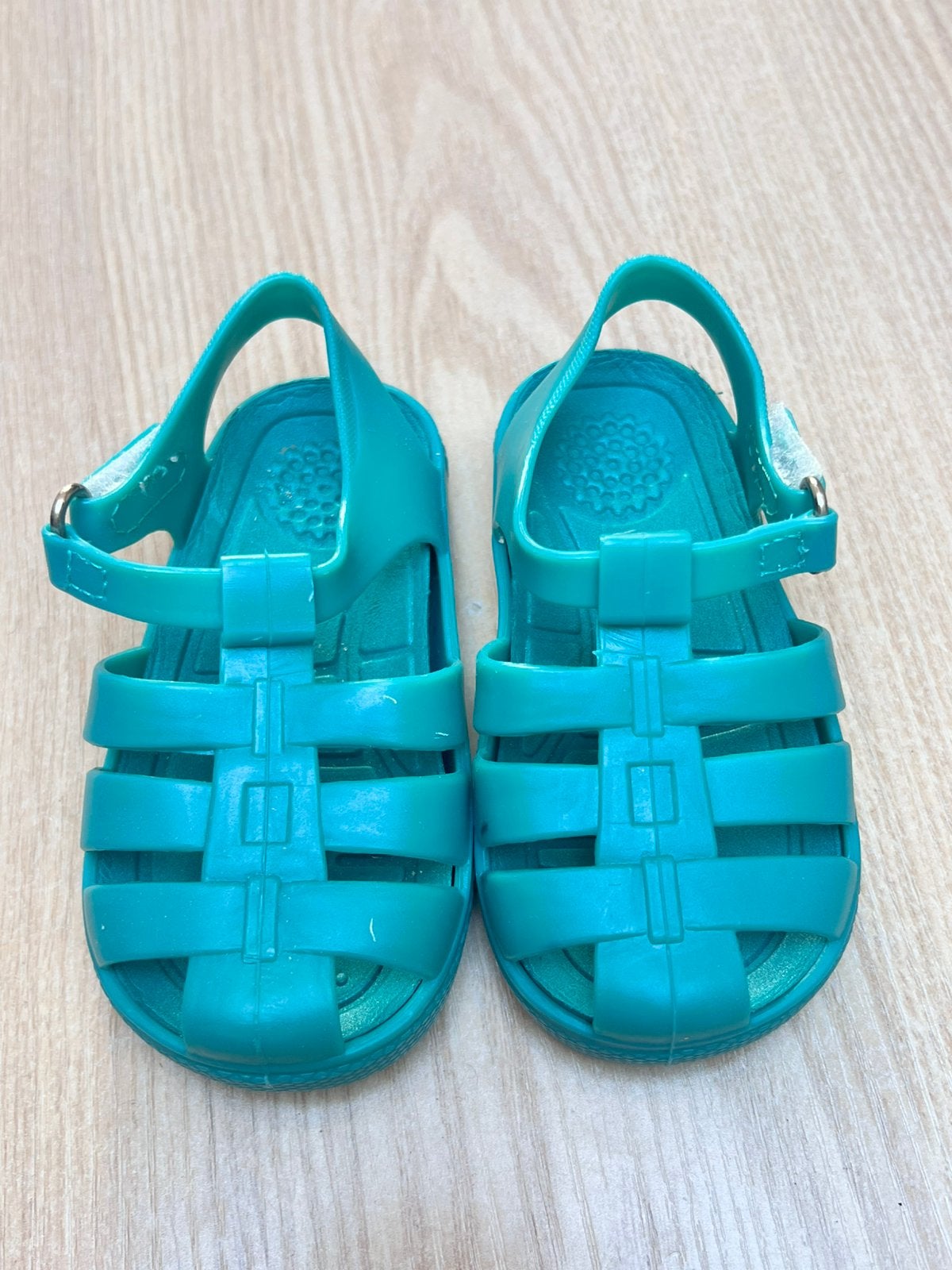 Kinderschoenen, Ophalen, Zo goed als nieuw