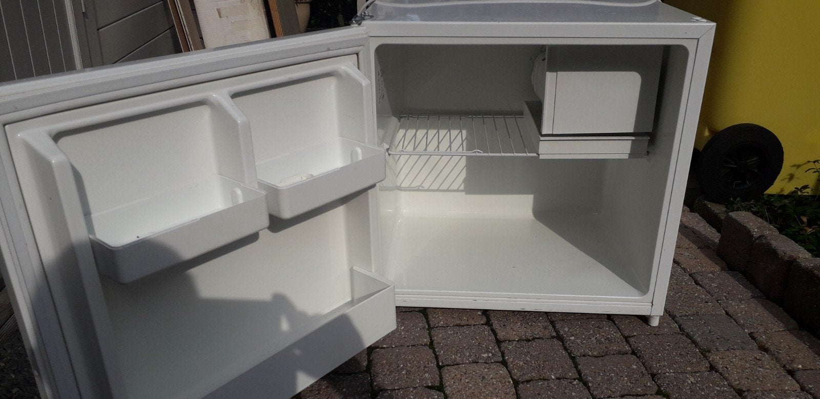 kleine ijskast  koelkast  zanussi, Elektronische apparatuur, Ophalen