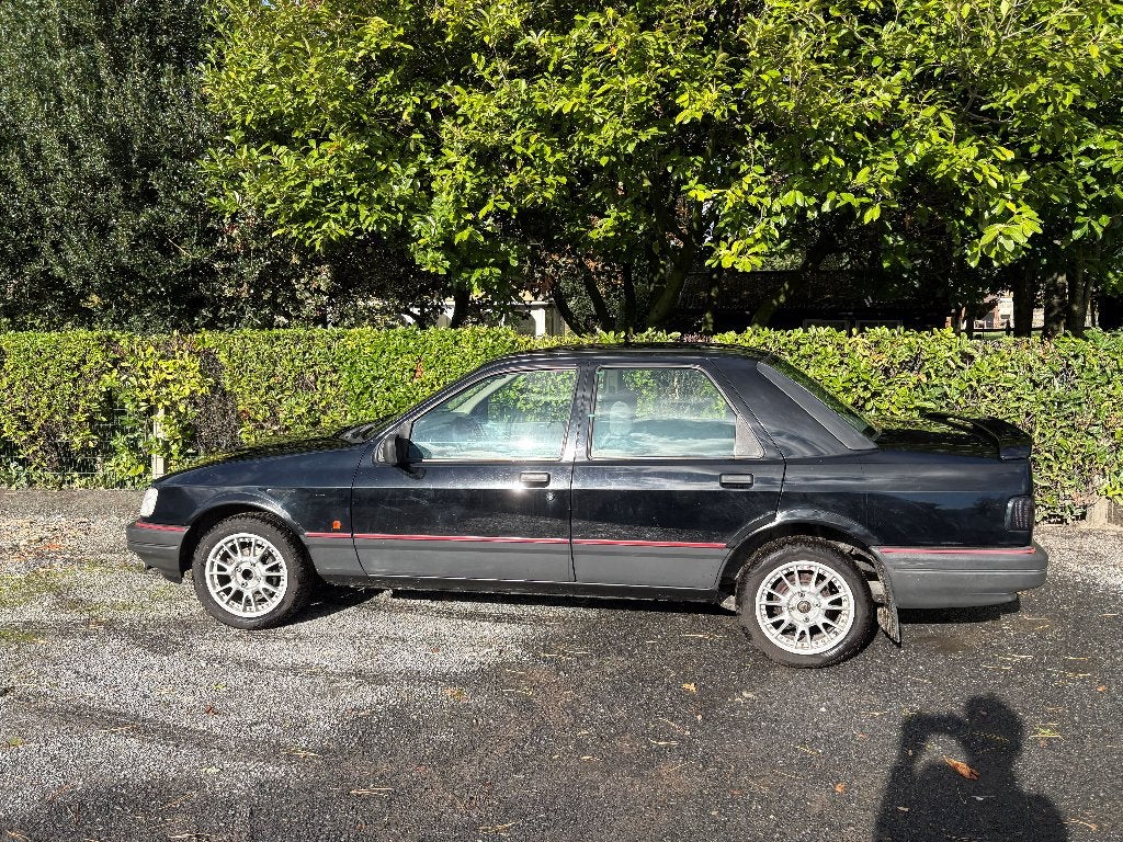 Ford Sierra MK2 Harrior, Autos, 4 portes, Boîte manuelle, Berline, Particulier