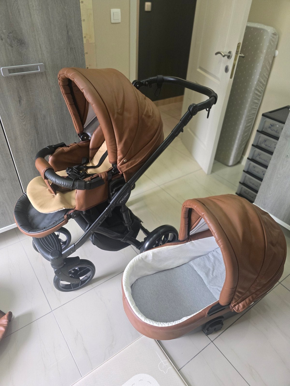 Poussette ptit chou trento cognac, Kinderen en Baby's, Kinderwagens en Combinaties, Ophalen, Kinderwagen
