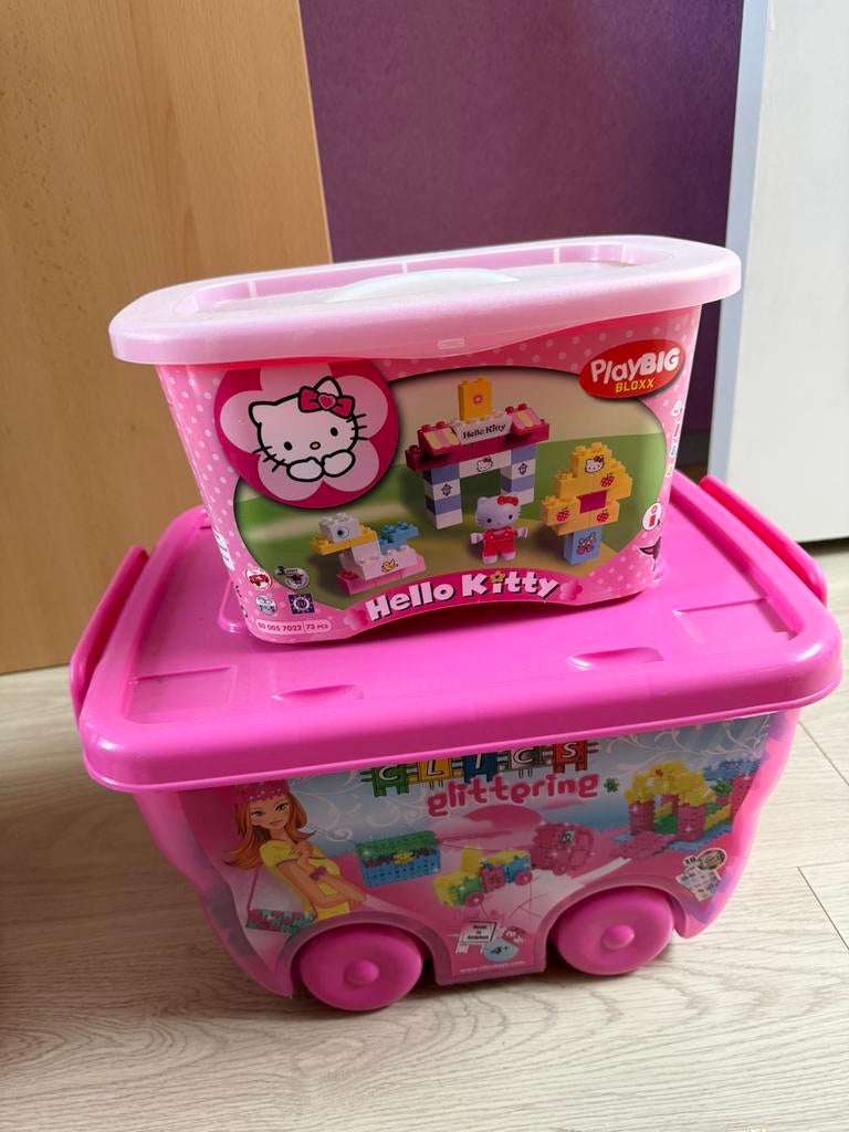 Hello kitty blokken en clicks, Kinderen en Baby's, Ophalen, Zo goed als nieuw