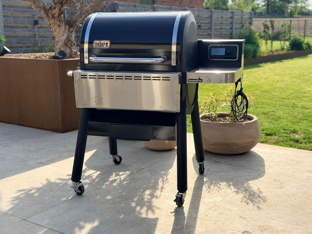 Weber Smokefire EX4 pelletBBQ demotoestel, Ophalen, Zo goed als nieuw
