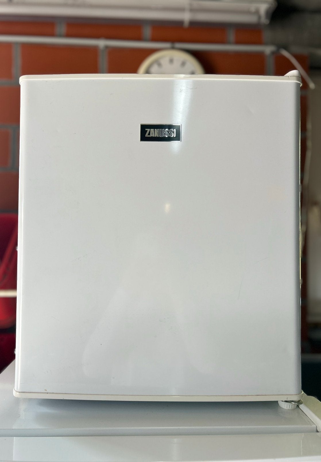 Zanussi mini diepvriezer 30L - goede staat, Moins de 60 cm, Congélateur, Comme neuf, Enlèvement