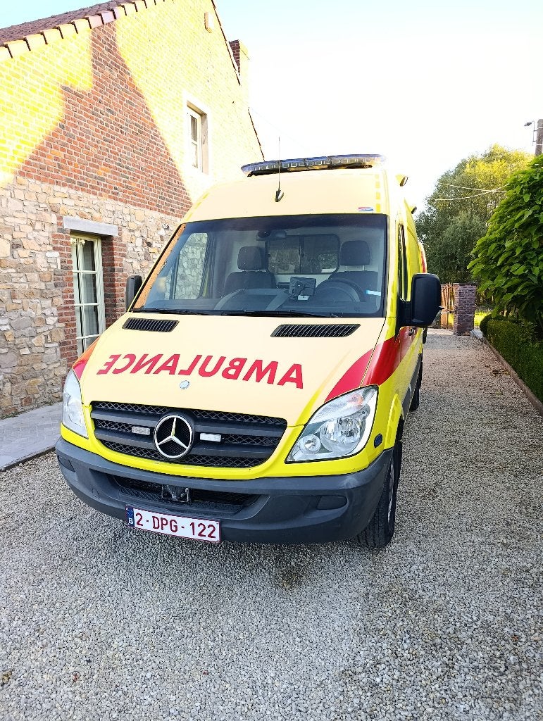 Mercedes Sprinter ambulance 318cdi V6, Autos, Camionnettes & Utilitaires, Achat, Entreprise, Mercedes-Benz, 6 cylindres