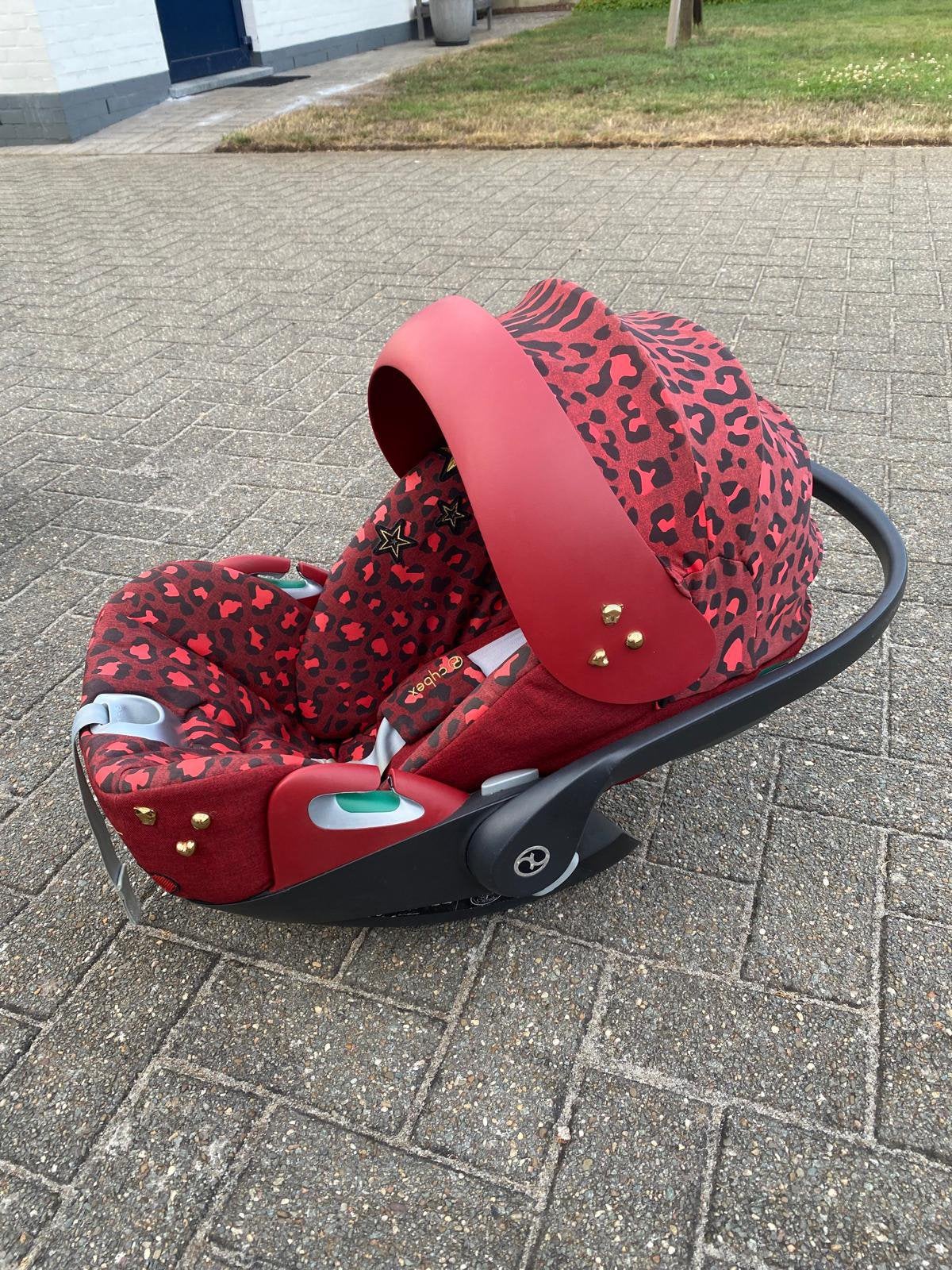 Cybex maxicosi cloud T i-size met onderstel, Ophalen, Zo goed als nieuw