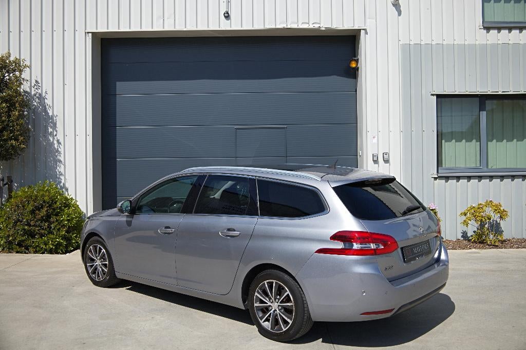 Peugeot 308 Automaat | Camera | Keyless | Topstaat, Auto's, Peugeot, Testrit aan huis, Bedrijf, 5 deurs, Zilver of Grijs