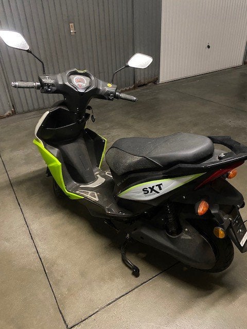 Scooter électrique et Aprilia, Motos, Scooter
