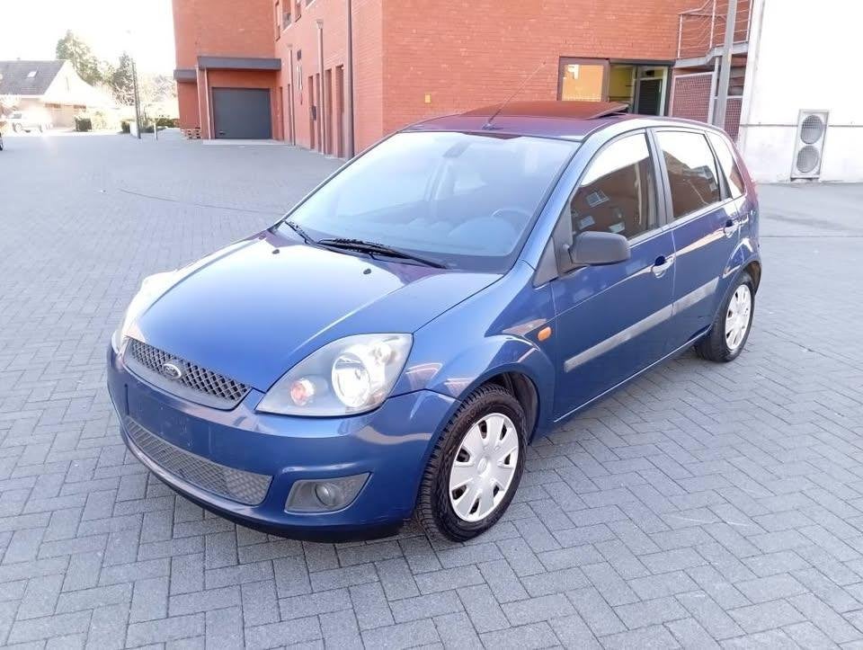 Ford Fiesta 1.4 benzine Automaat, Auto's, Automaat, 5 zetels, 5 deurs, Particulier