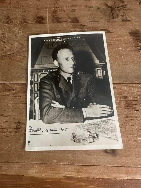 postkaart carte postale koning Leopold III 1945 Strobl, Verzamelen, Kaart, Foto of Prent, Nieuw, Ophalen of Verzenden, Info@dietlet.bx