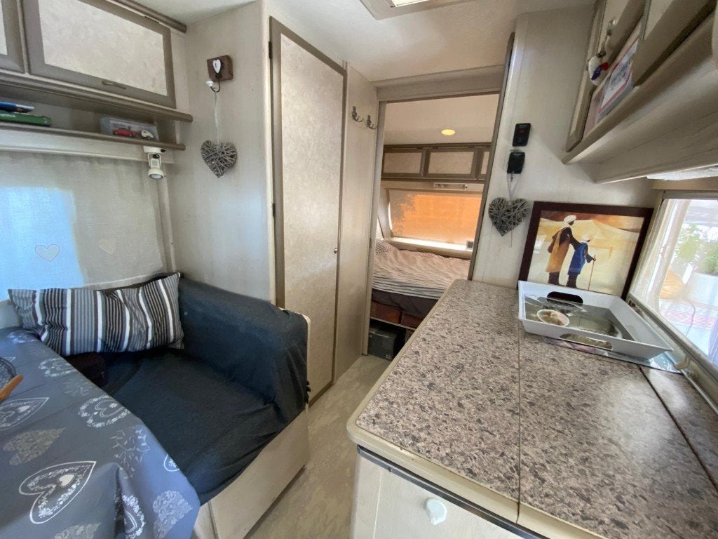 Caravan TEC Siena 430 TN, Caravans en Kamperen, T.E.C., Uitbouw voortent, Treinzit, 750 - 1000 kg