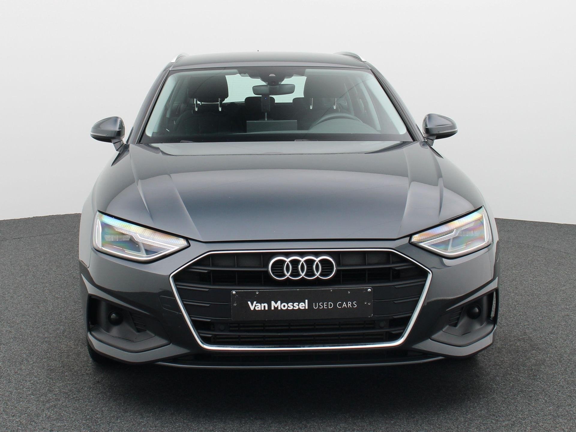 Audi A4 Avant 2.0 35 TFSi 110kW S tronic Attraction BE, Autos, Audi, Argent ou Gris, Entreprise, Noir, 5 portes