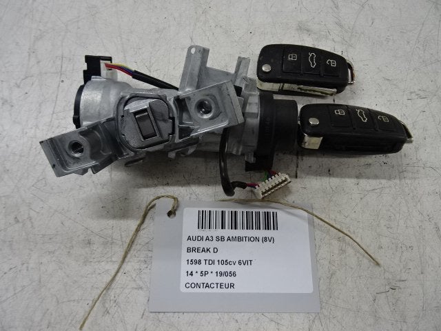 CONTACTSLOT Audi A3 (8V1 / 8VK) (5Q0905865), Auto-onderdelen, Gebruikt, Audi