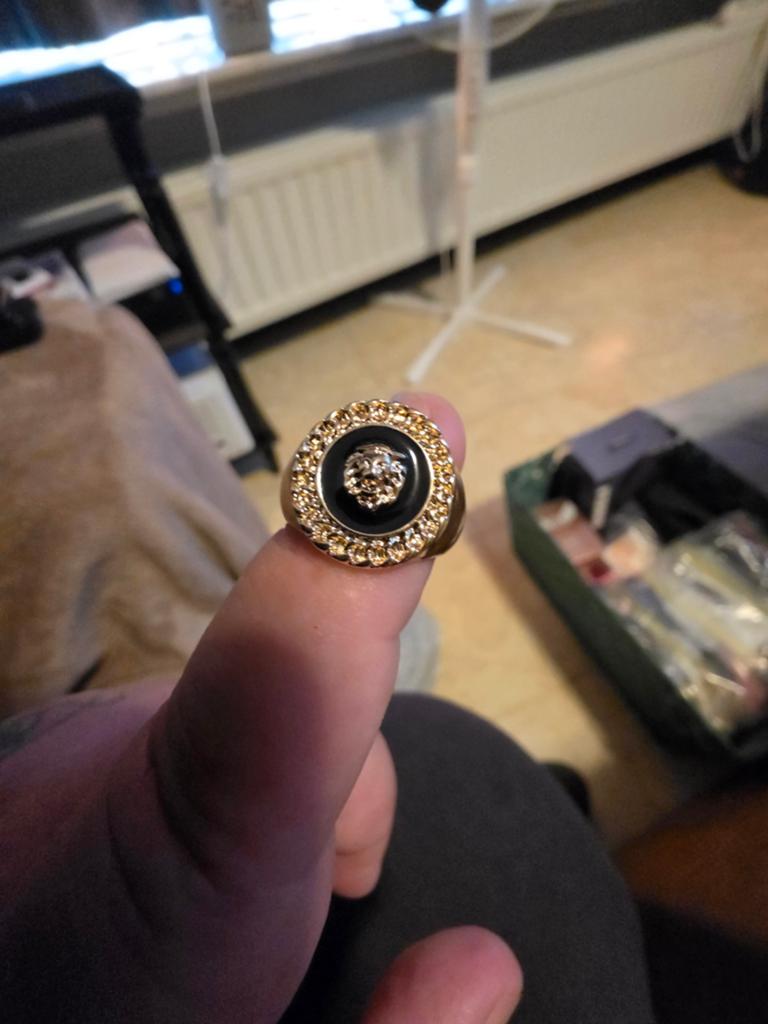 Dames ring, Handtassen en Accessoires, Ringen, Ophalen, Nieuw, Dame, Goud