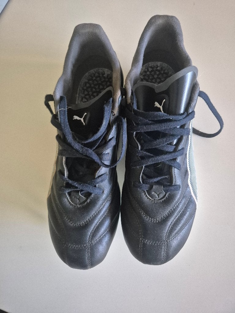 voetbalschoenen KING, Sport en Fitness, Voetbal, Ophalen, Zo goed als nieuw, Schoenen
