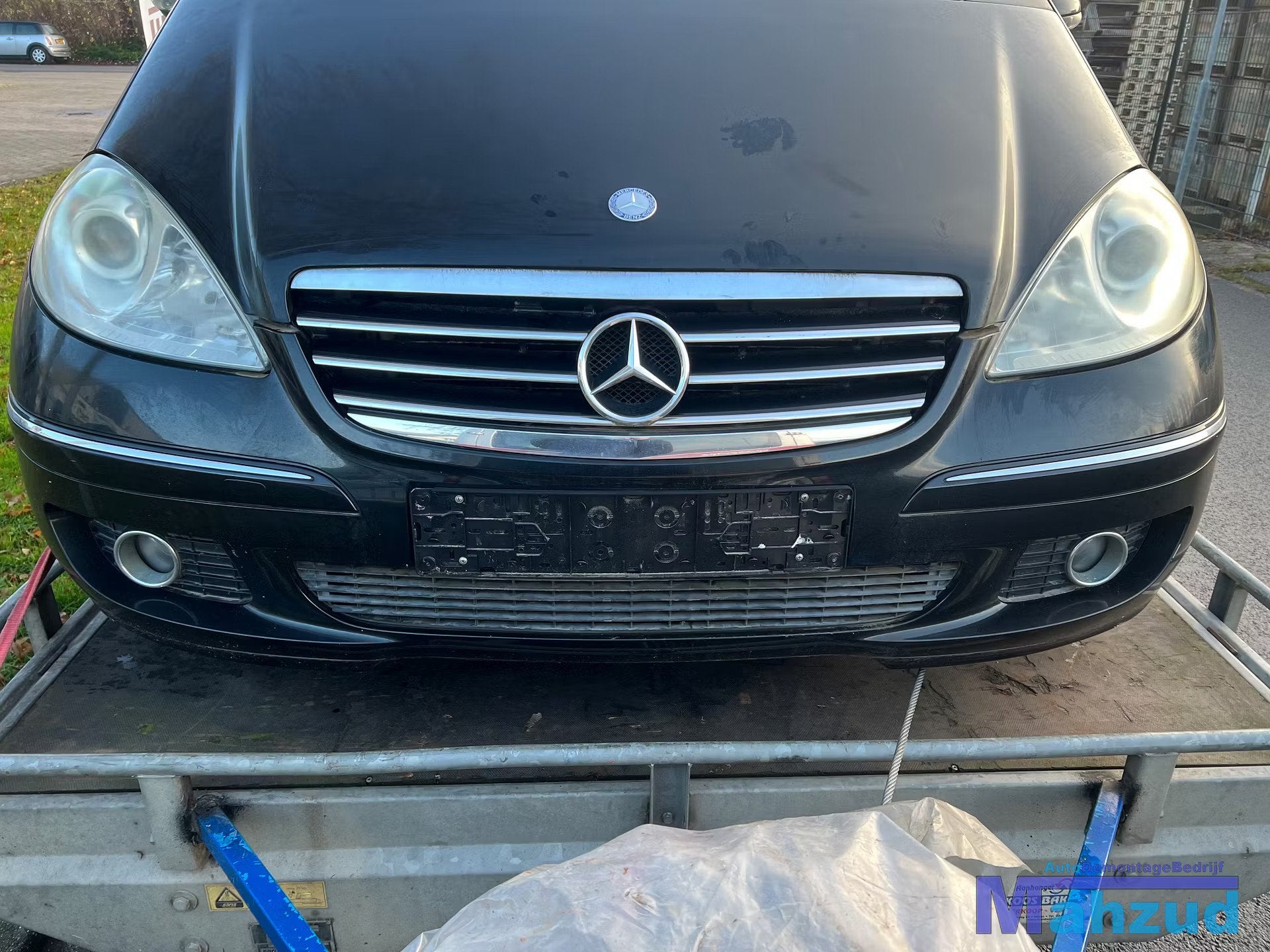 MERCEDES A KLASSE W169 Zwart 160 voorbumper 2004-2012, Auto-onderdelen, Gebruikt, Mercedes-Benz AG, Voor, Mercedes-Benz