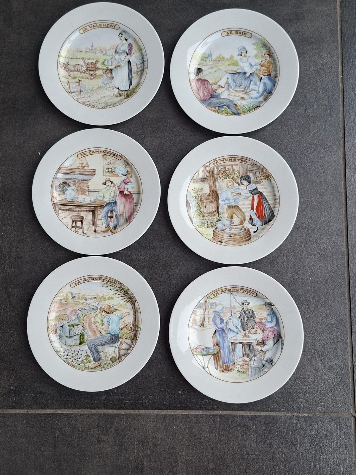 set d'assiettes à fromage en porcelaine de Sologne, Limoges, Enlèvement ou Envoi