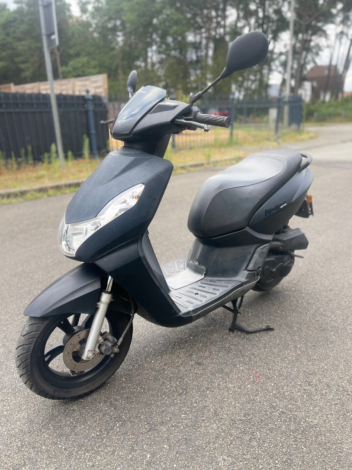 PEUGEOT KISBEE BLACK EDITION’ A KLASSE, Fietsen en Brommers, Ophalen