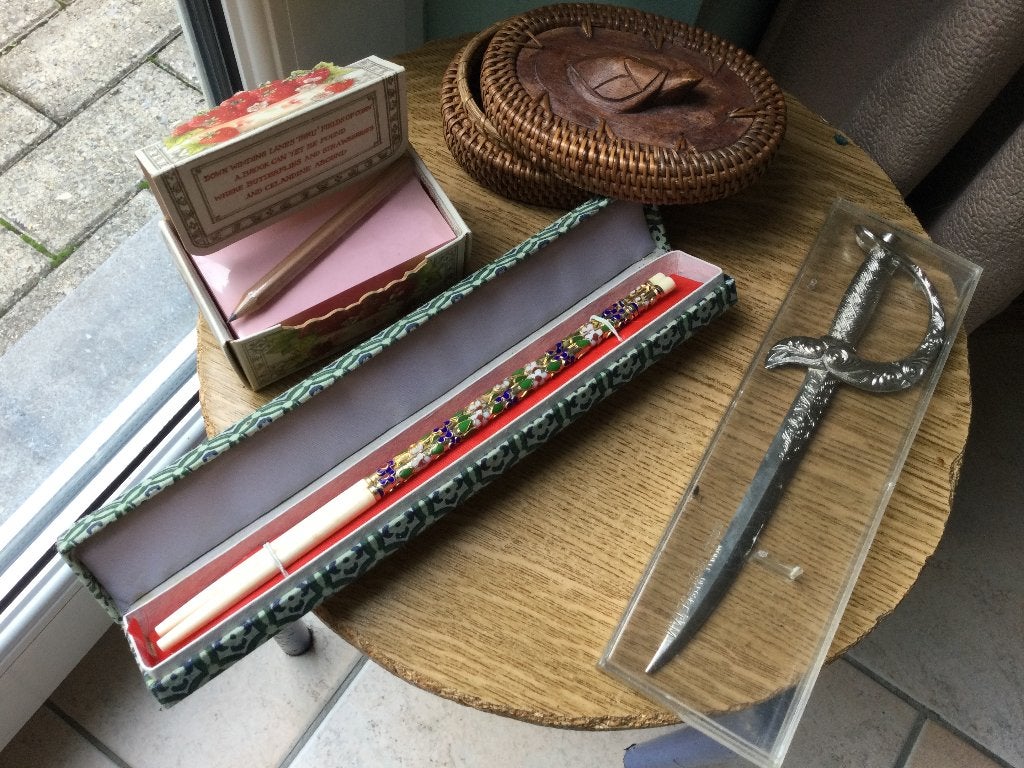 LOT:D'ACCESSOIRES-DIVERS OBJETS UTILES, Antiquités & Art, Enlèvement ou Envoi