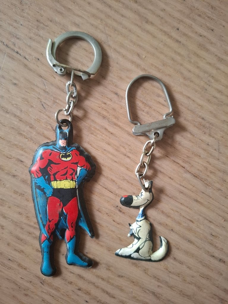Porte clés Batman (1967) et Rantanplan (OMO), Enlèvement ou Envoi