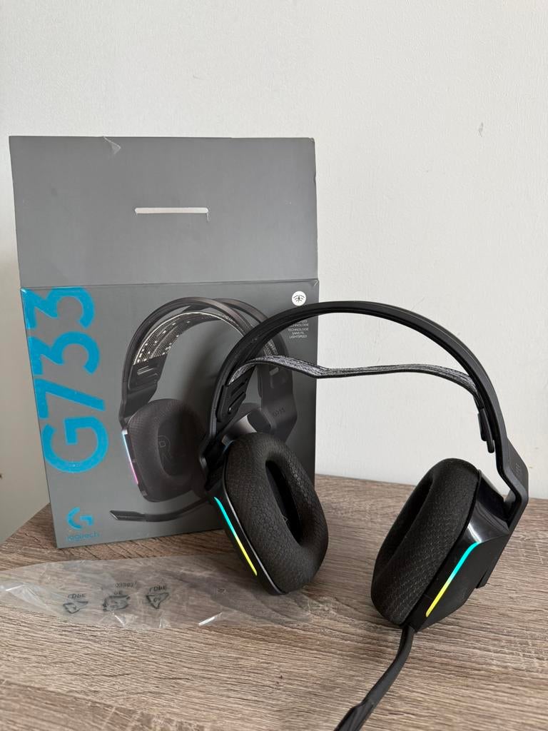 Casque Gaming Sans Fil Logitech G733, Informatique & Logiciels, Casques micro, Comme neuf, Sans fil, Casque gamer, Fonction muet du microphone