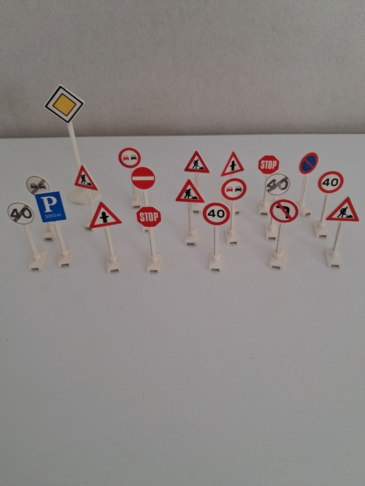 Lego verkeerbordjes, Ophalen, Lego