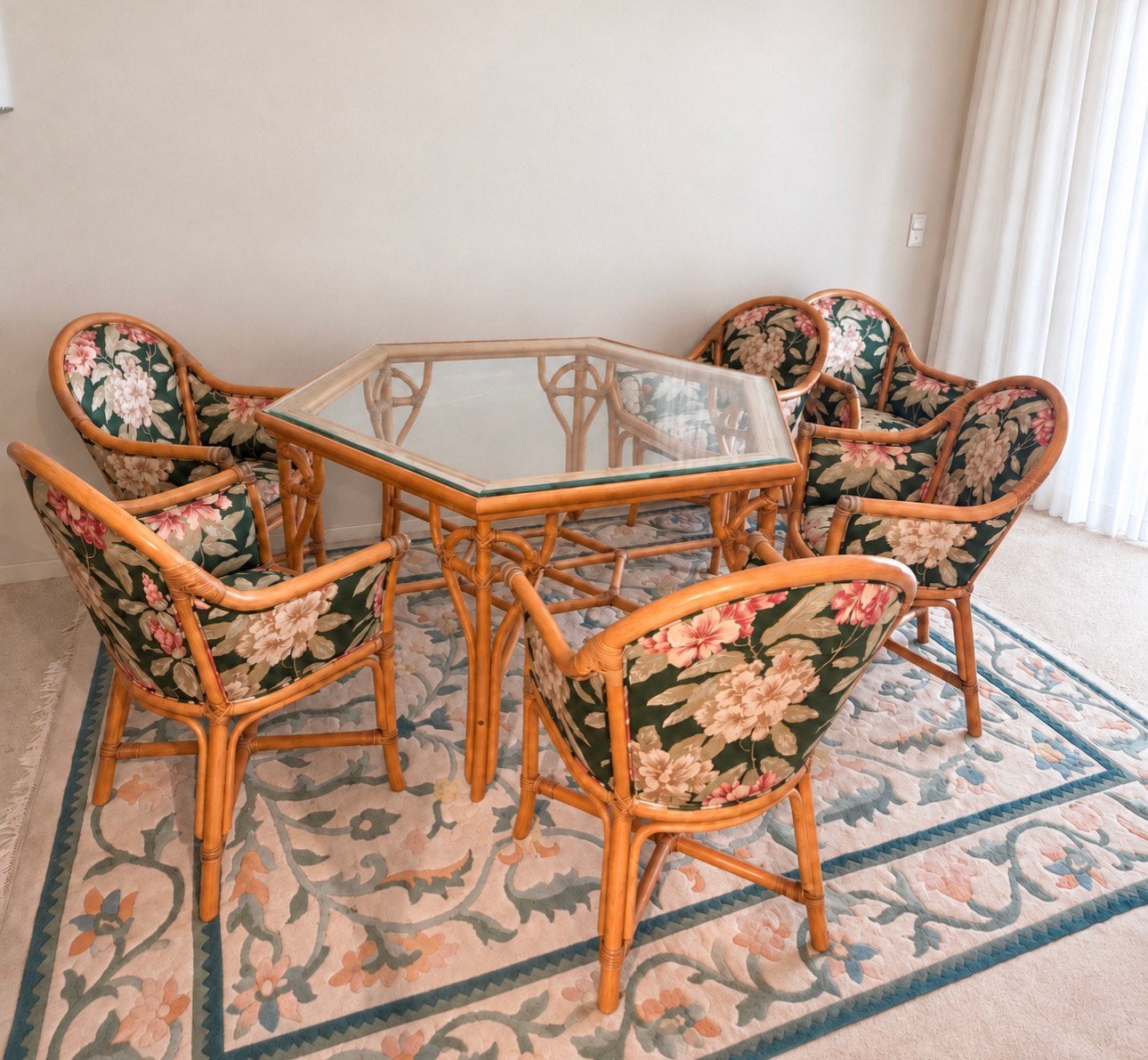 Eettafel, 6 hoekig 6 stoelen, Ophalen, Zo goed als nieuw