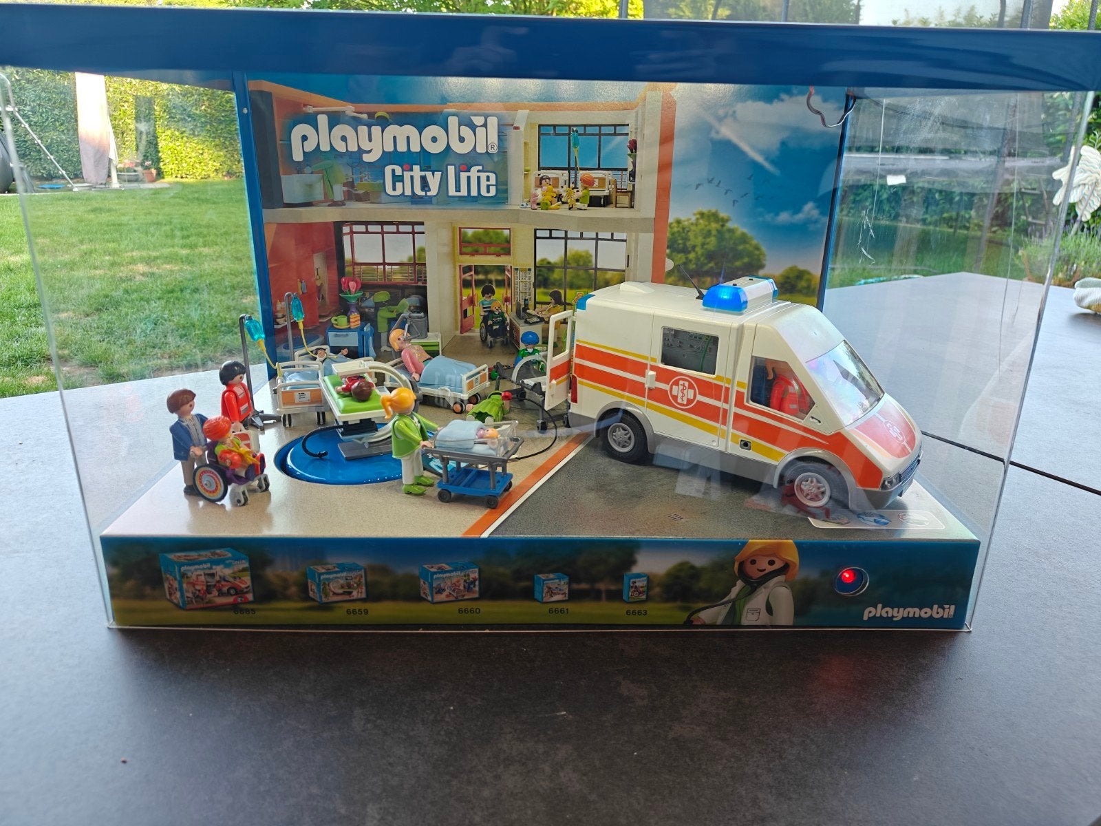 Zeldzame Playmobil Winkeldisplay / City Life Ziekenhuis, Ophalen, City