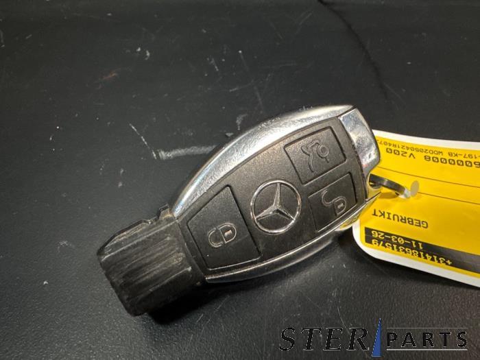 Clé d'un Mercedes C-Klasse, Autos : Pièces & Accessoires, 3 mois de garantie, Utilisé, -, -
