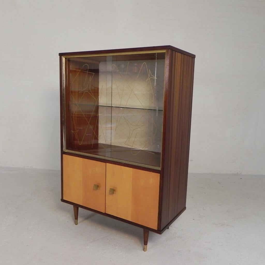Space age vitrine met glazen schuifdeuren, Belgie jaren 60, Huis en Inrichting, Ophalen of Verzenden, Glas