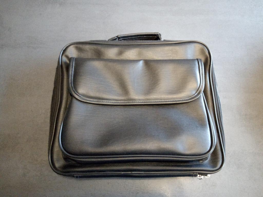 Sacoche de PC portable, Informatique & Logiciels, Sacoches d'ordinateur portable, Noir, Comme neuf, Enlèvement, Sac à bandoulière
