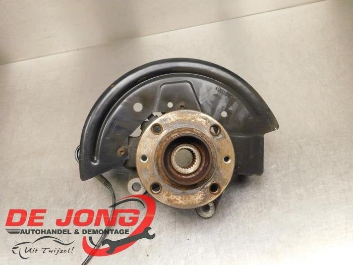 Joint avant gauche d'un Renault Clio, Renault, -, 3 mois de garantie, Utilisé