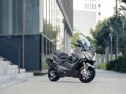 Kymco AK 550 Premium, Vélos & Vélomoteurs, Scooters | Kymco, Neuf, Autres modèles, Classe B (45 km/h), Essence, Enlèvement
