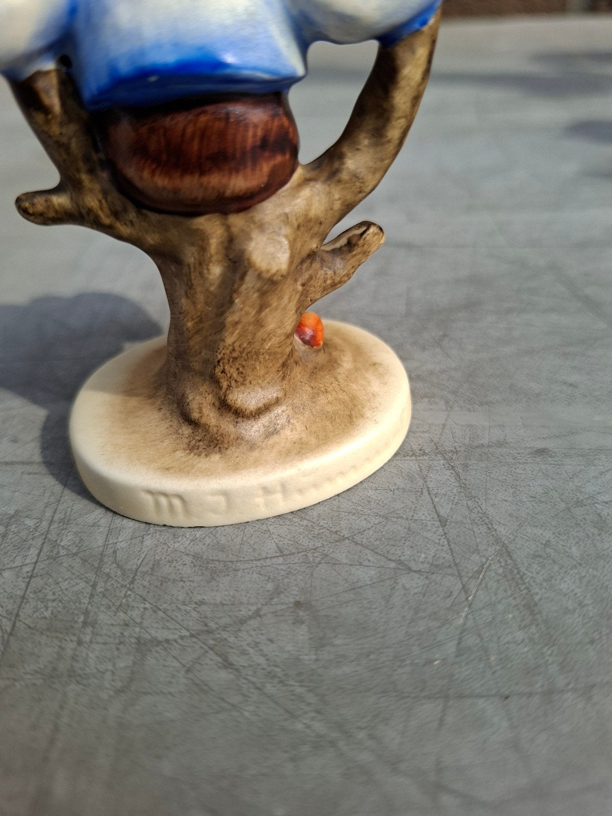 Hummel - Apple tree boy - porseleinen beeldje, Antiek en Kunst, Ophalen