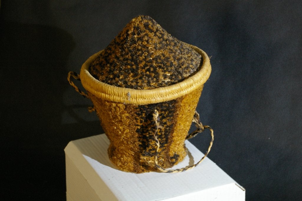 Pot africain cordage, Enlèvement
