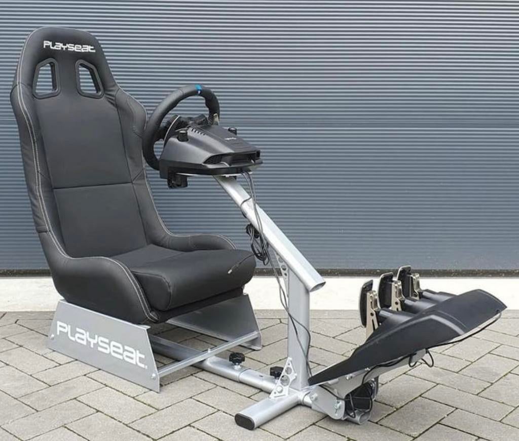 Playseat Evolution Met Logitech G29 Racestuur en pedalen 🏁, Games en Spelcomputers, Ophalen, Zo goed als nieuw