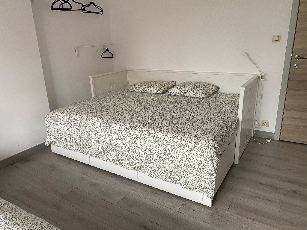 Lit convertible IKEA HEMNES 2 personnes + 2 matelas VESTERÖY, Maison & Meubles, 210 cm, Comme neuf, Enlèvement, Scandinave
