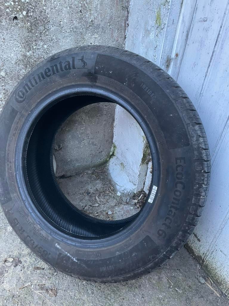 Pneu de marque continental été 185R15, Ophalen, Zo goed als nieuw