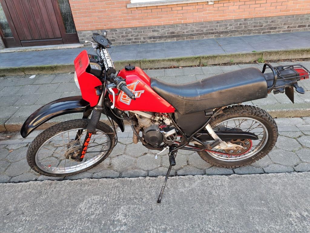 Oldtimer Yamaha DT50, Fietsen en Brommers, Ophalen, Yamaha