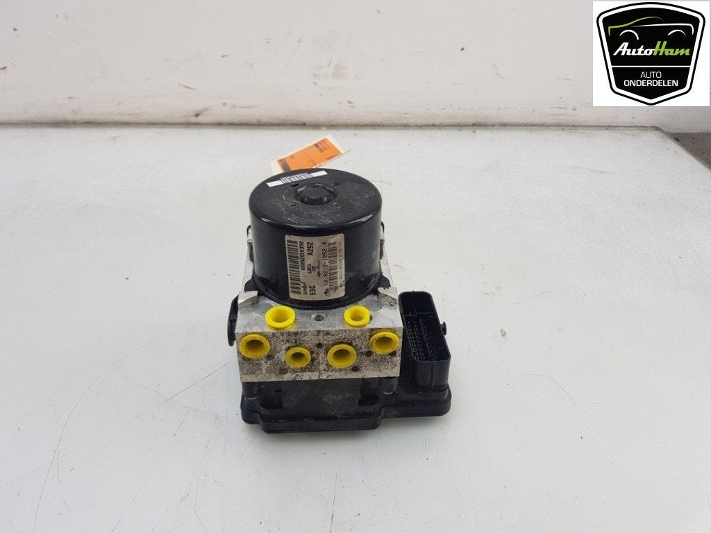BLOC ABS (FREINS ANTI-BLOCAGE) Opel Combo (01-2012/12-2018), Utilisé, Opel