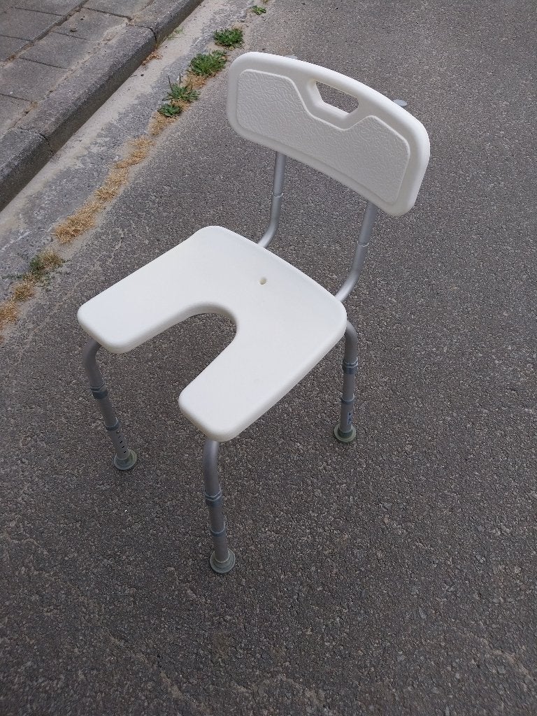 Chaise de douche en plastique, Enlèvement, Utilisé