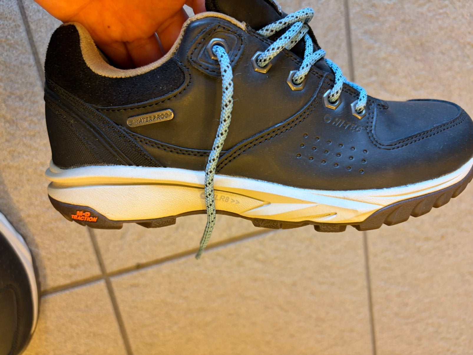 Hi-Tec lederen (wandel) schoenen m37 NIEUW, Vêtements | Femmes, Enlèvement ou Envoi, Bleu, Neuf, Chaussures de marche