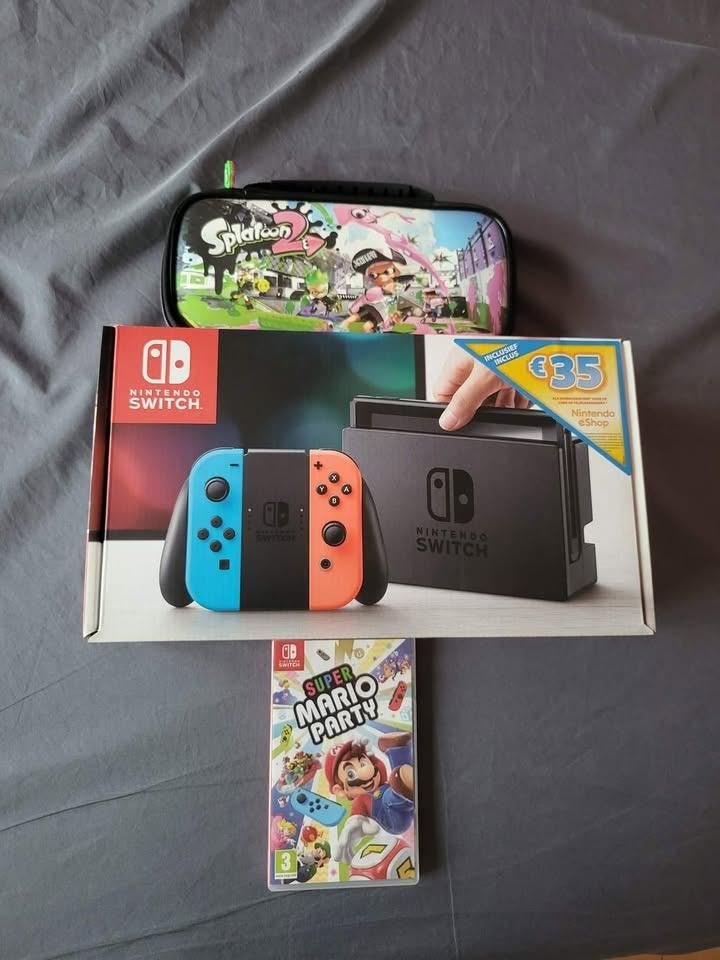 Nintendo Switch + Super Mario Party + pochette, Avec 1 manette, Comme neuf, Enlèvement, Switch Original