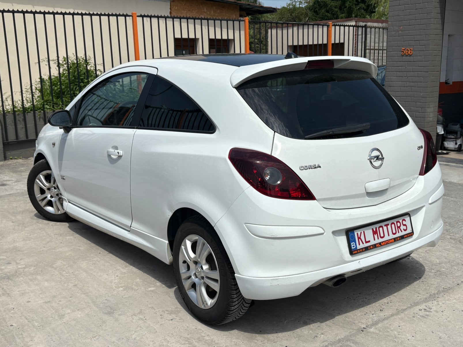 OPEL CORSA D OPC LINE 1.3CDTI 2013 218 000KM CARPASS EURO 5, Auto's, Voorwielaandrijving, Euro 5, Stof, Zwart