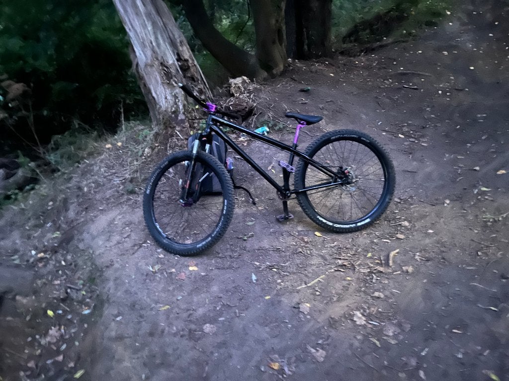 dirtjumper, specialized, mtb, dirt jumper, Vélos & Vélomoteurs, Specialized, 24 pouces ou plus, Guidon à 360°, Aluminium